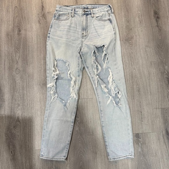 American Eagle Outfitters Denim - American Eagle Jeans Womens 4 Light‎ Wash Mom Jean Distressed High Rise 28x28